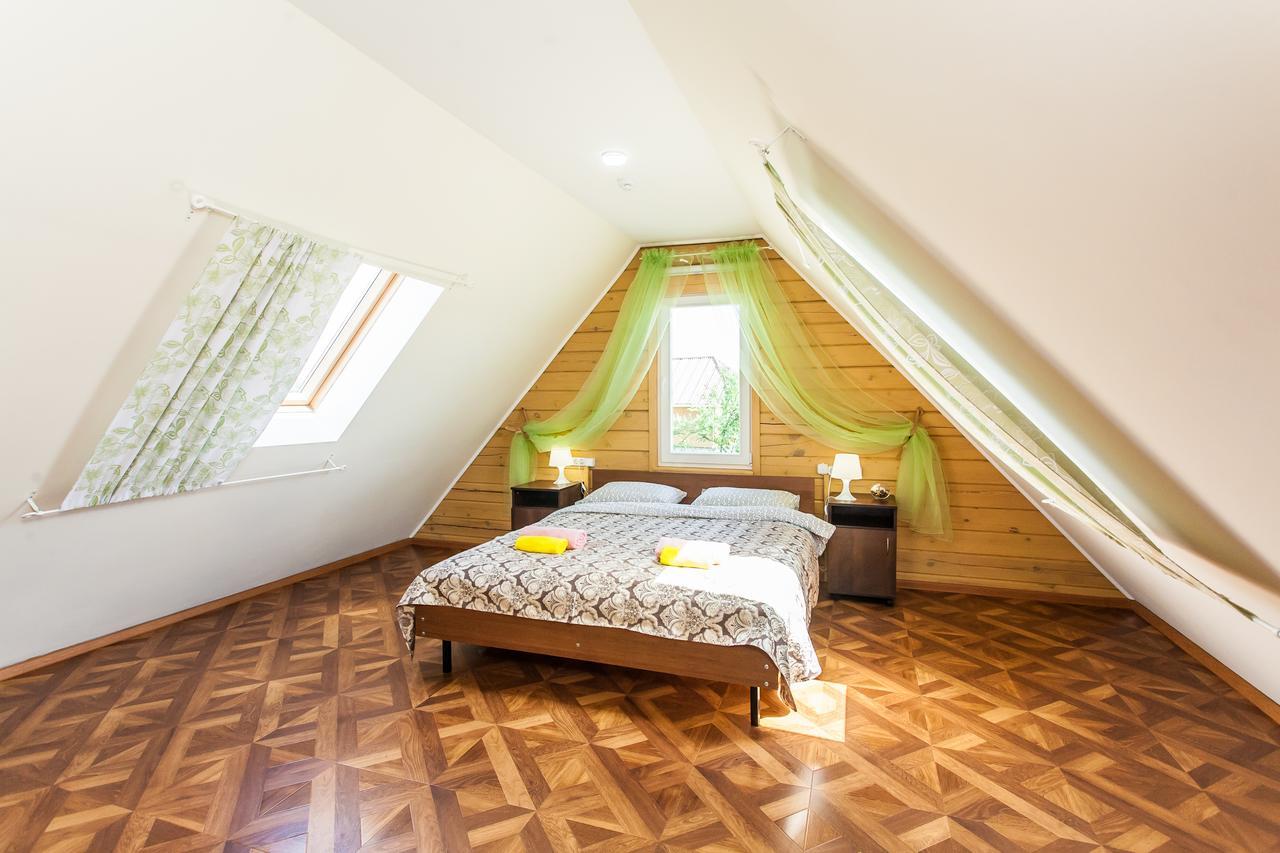 Kvetky Yablyni Hotel Sutoki Buitenkant foto