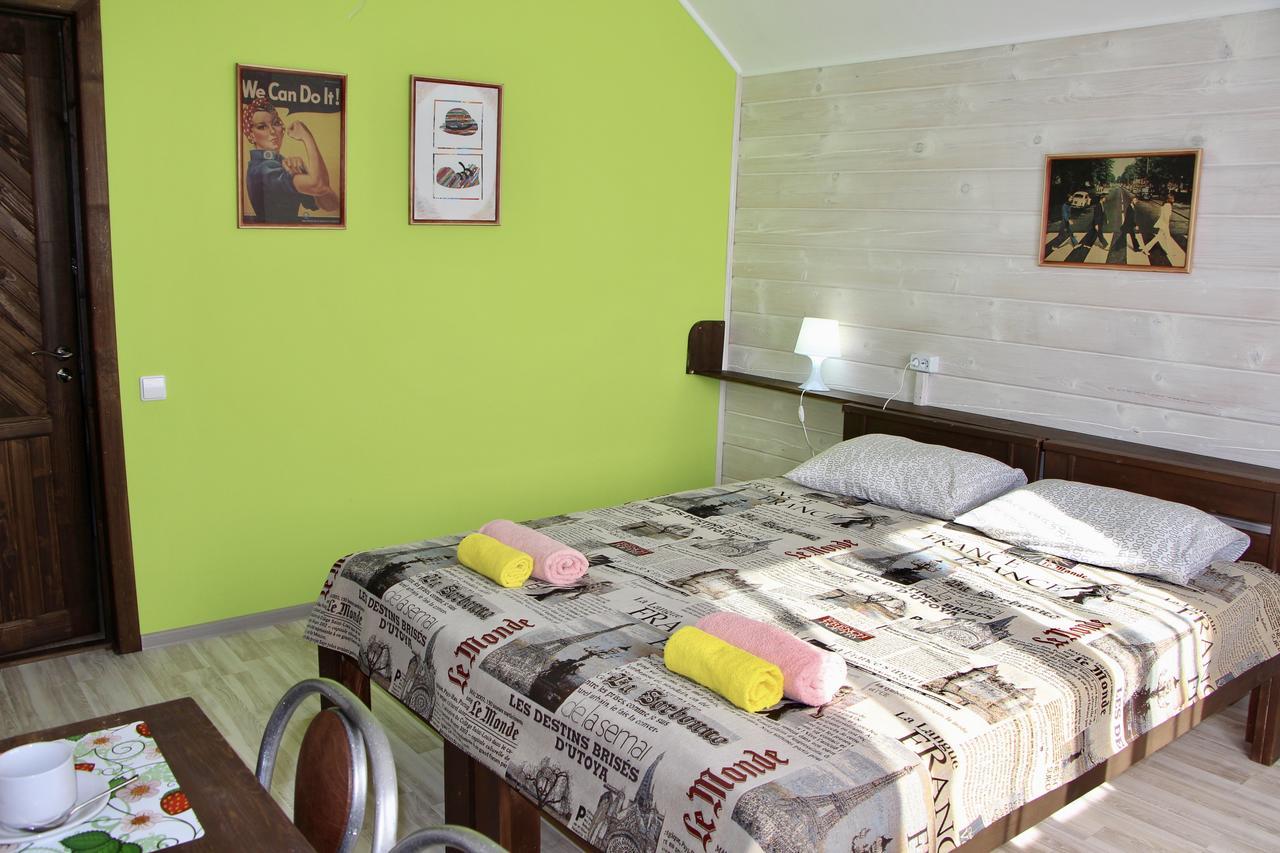 Kvetky Yablyni Hotel Sutoki Buitenkant foto