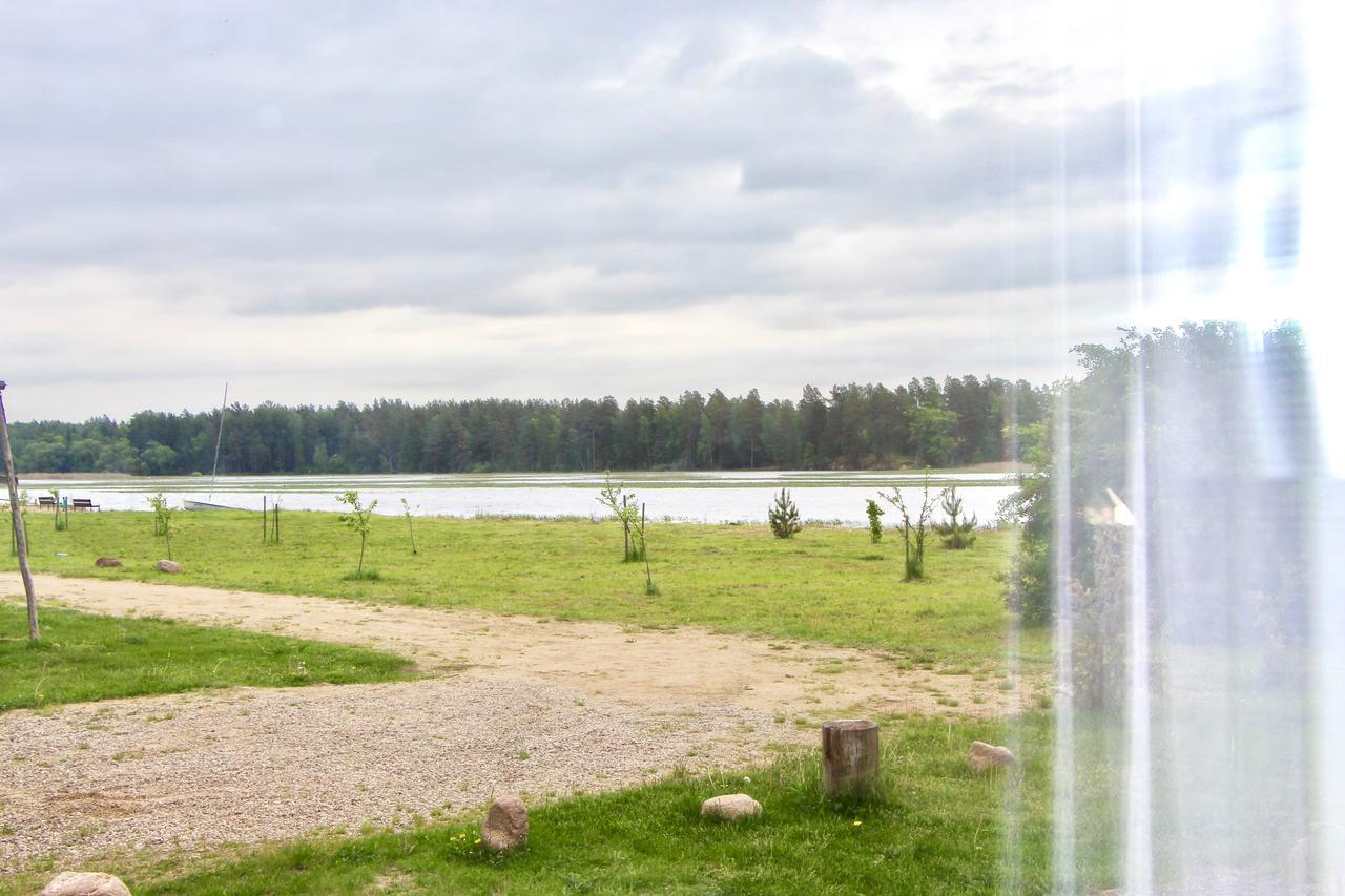 Kvetky Yablyni Hotel Sutoki Buitenkant foto