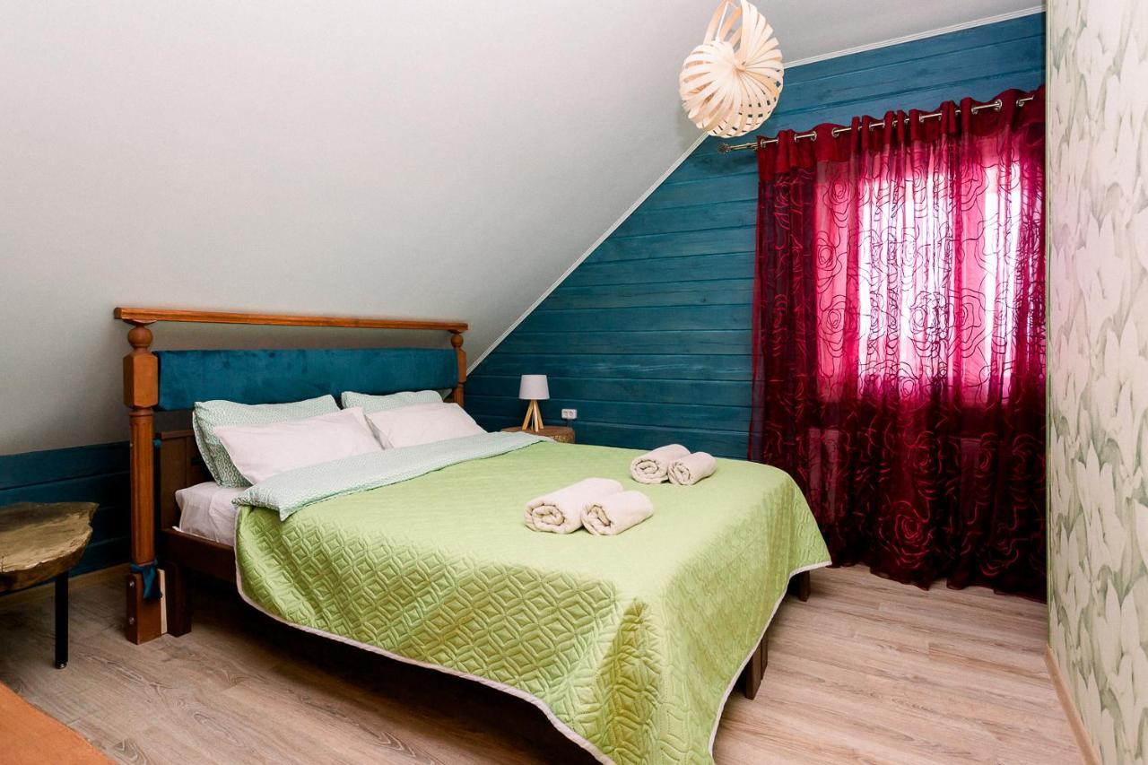 Kvetky Yablyni Hotel Sutoki Buitenkant foto